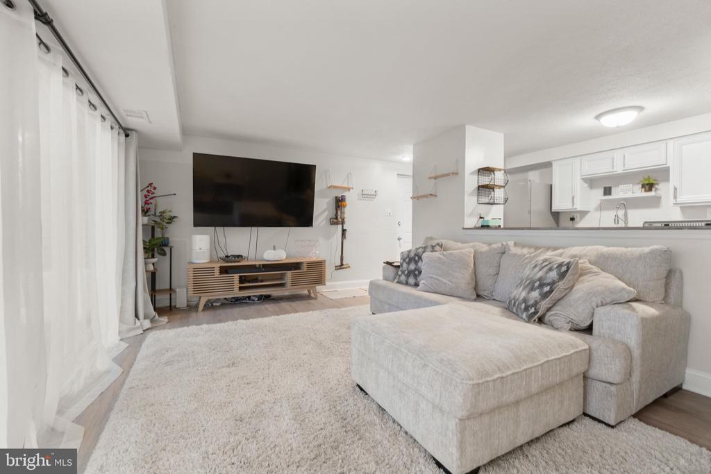 20 SEQUOIA COURT