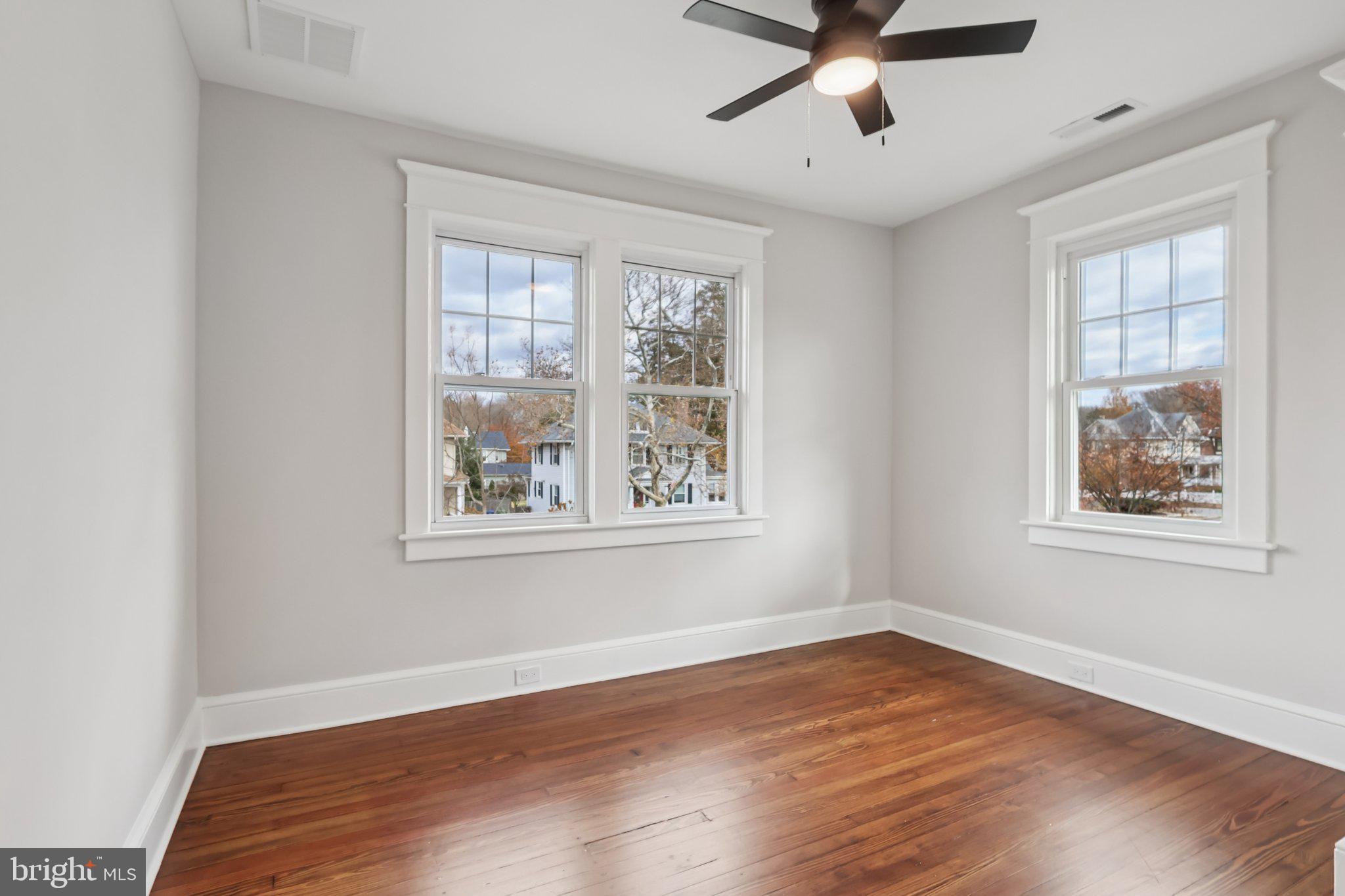 717 WASHINGTON AVENUE