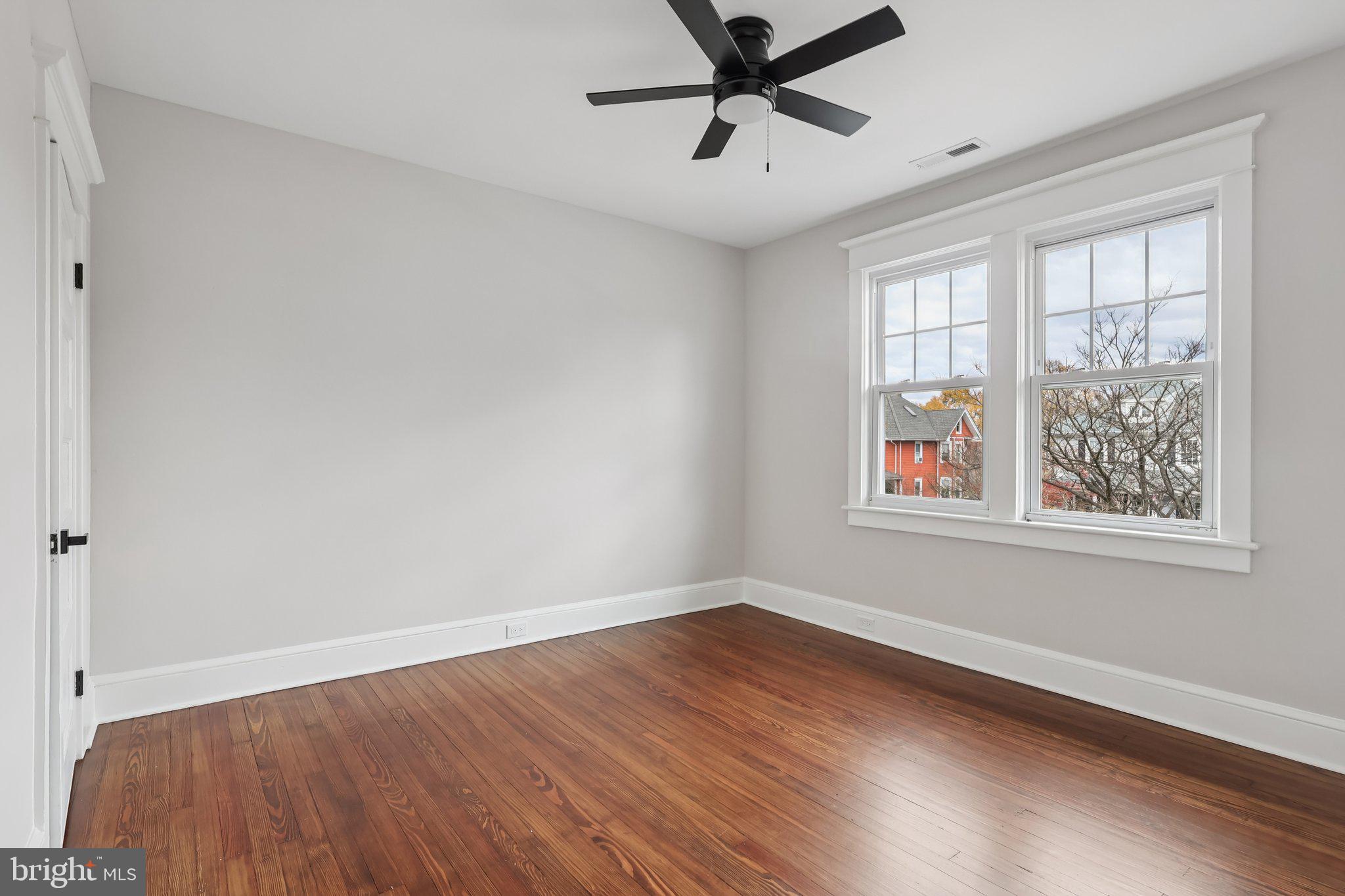 717 WASHINGTON AVENUE