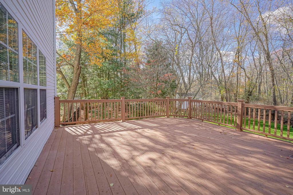 6 SYLVAN COURT
