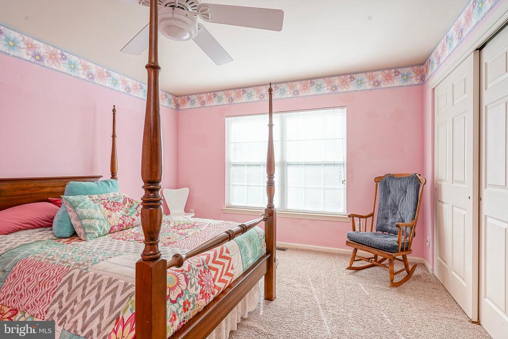 6 SYLVAN COURT