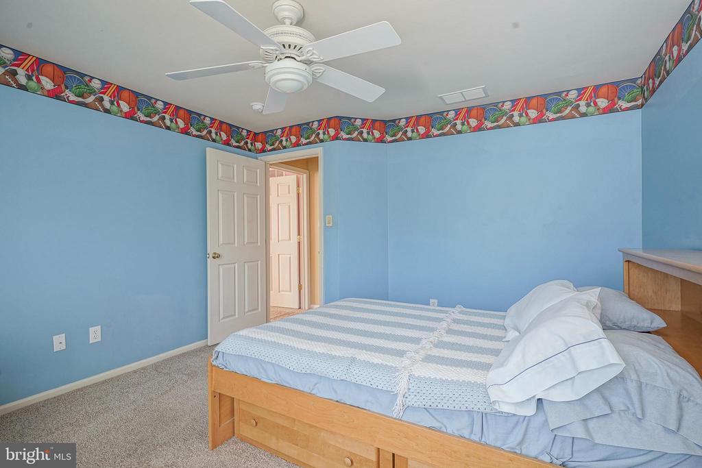 6 SYLVAN COURT