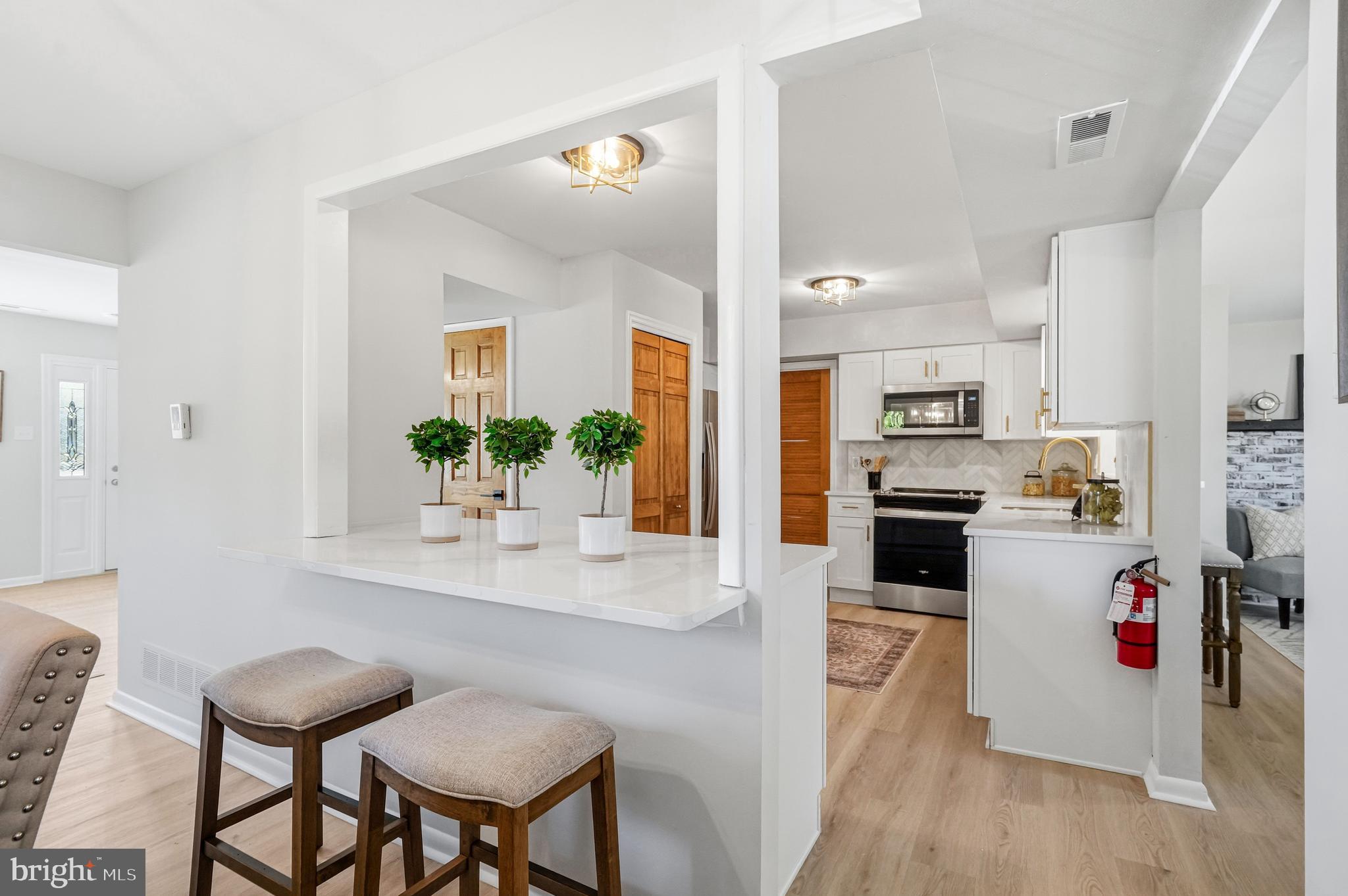 169 THORNWOOD DRIVE