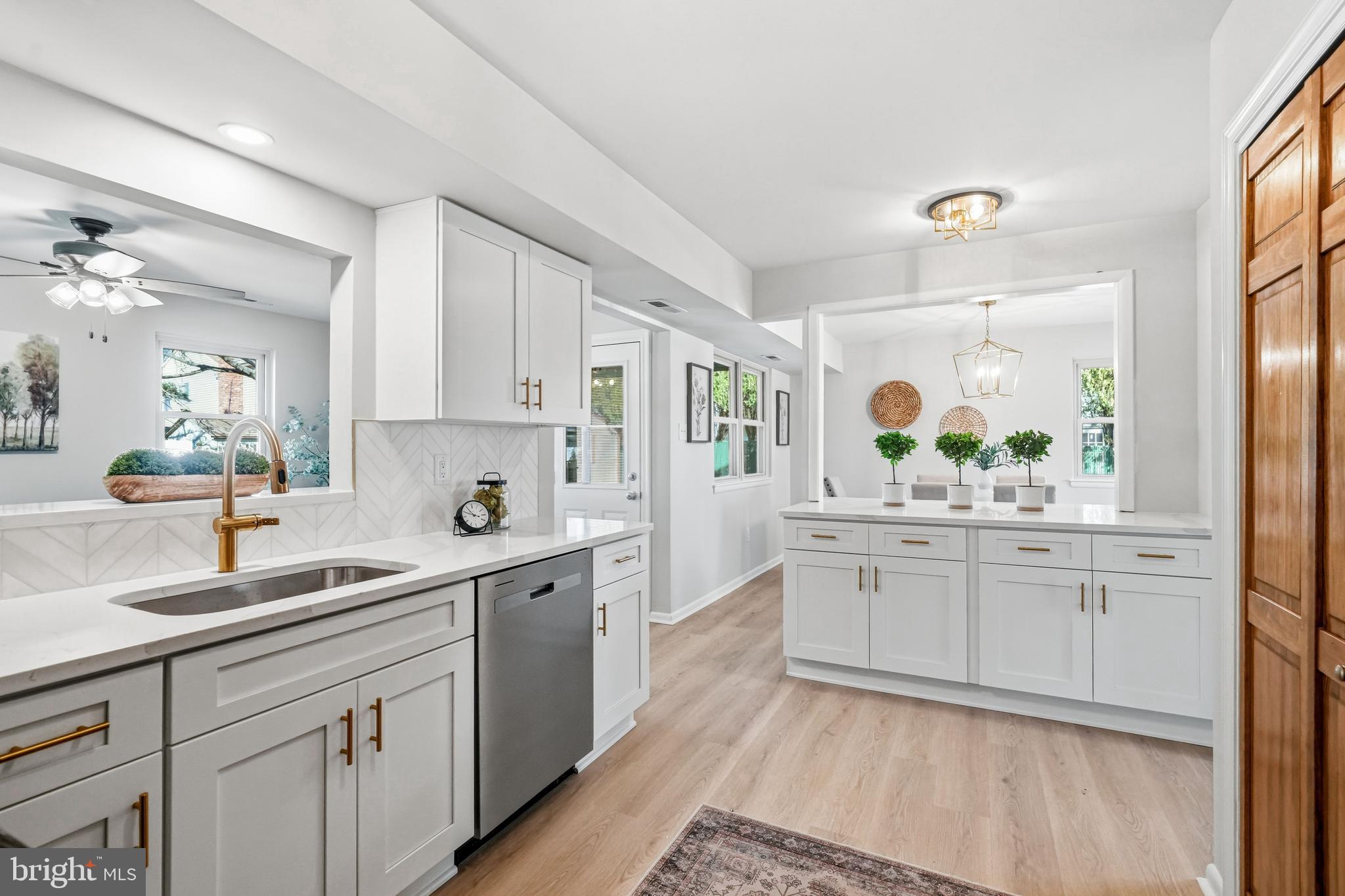 169 THORNWOOD DRIVE