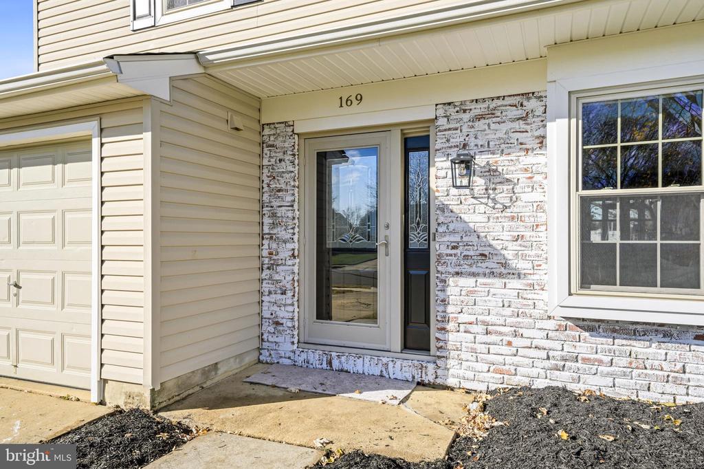 169 THORNWOOD DRIVE