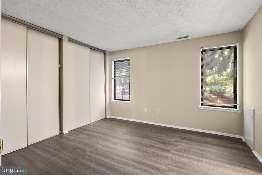 4901 DUNBARTON ROAD