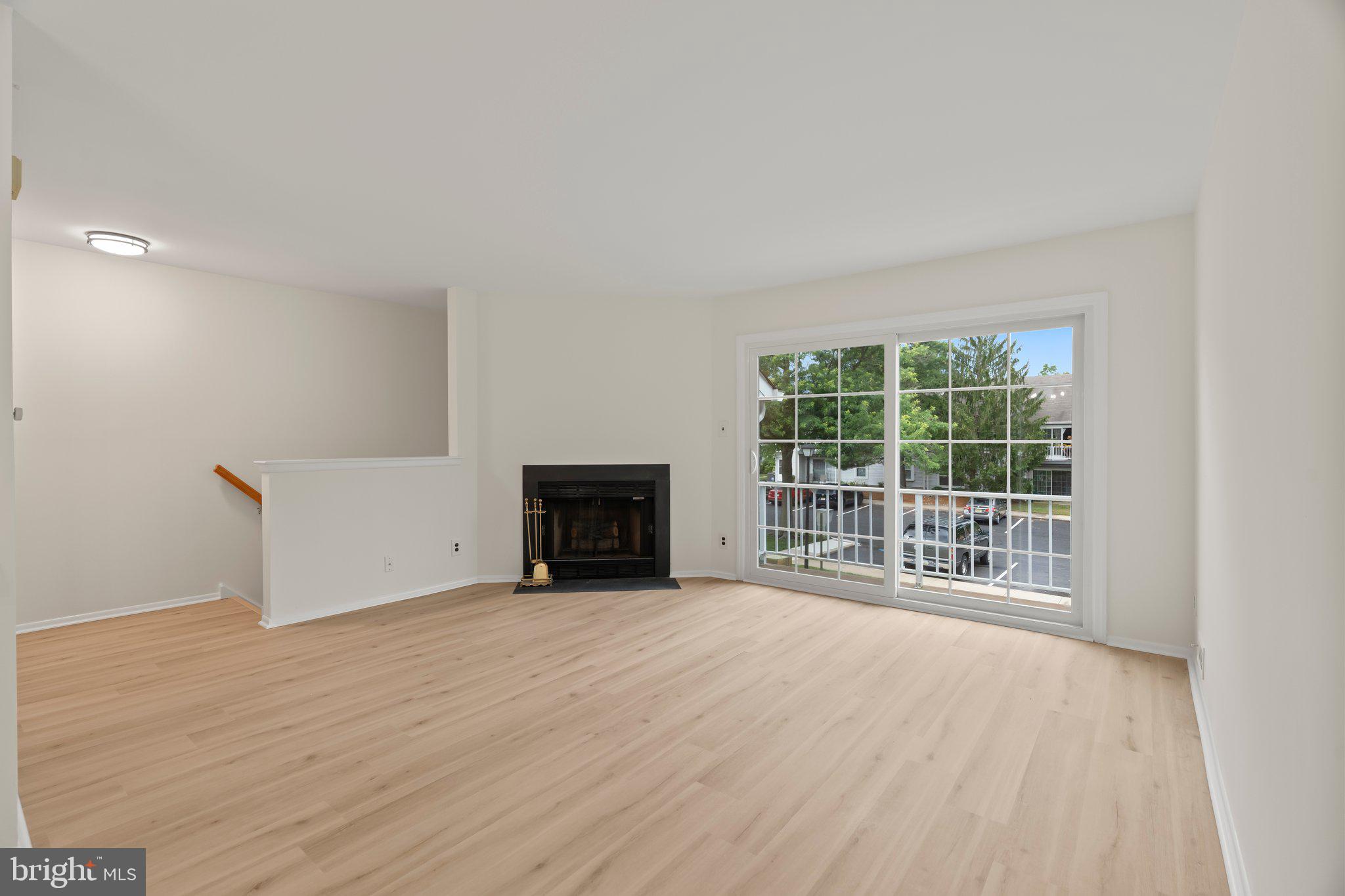 330 DELANCEY PLACE B