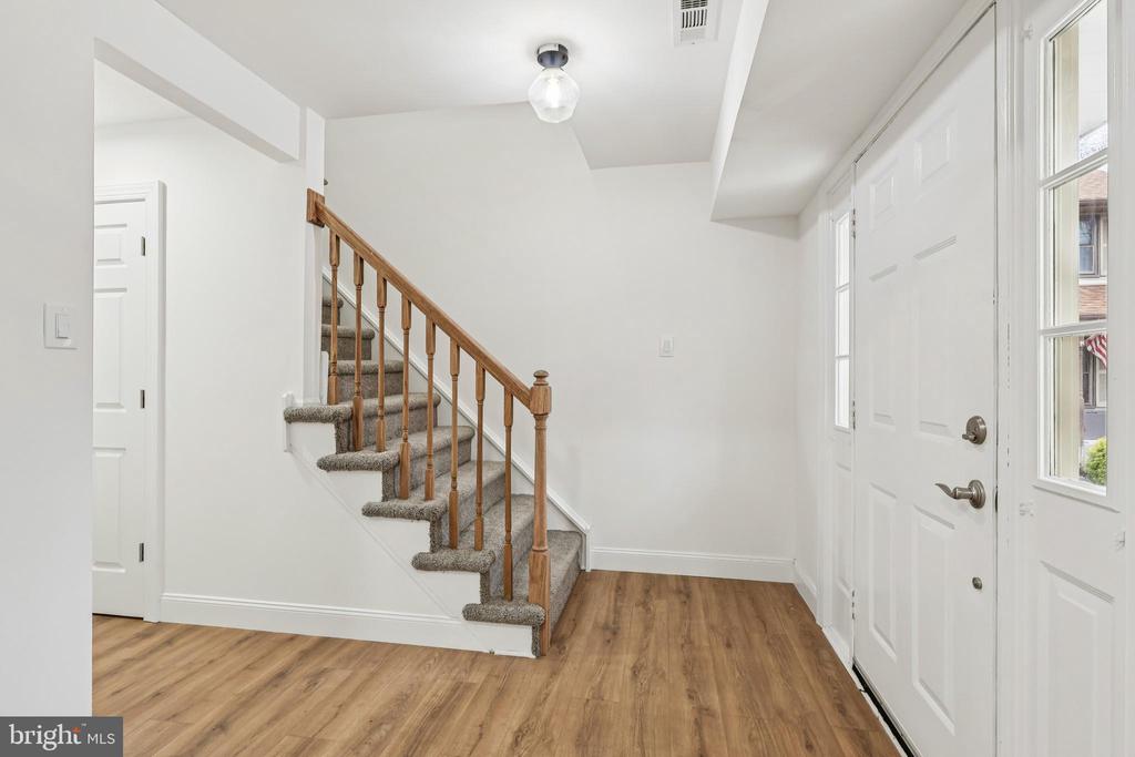 27 FAWNHOLLOW COURT