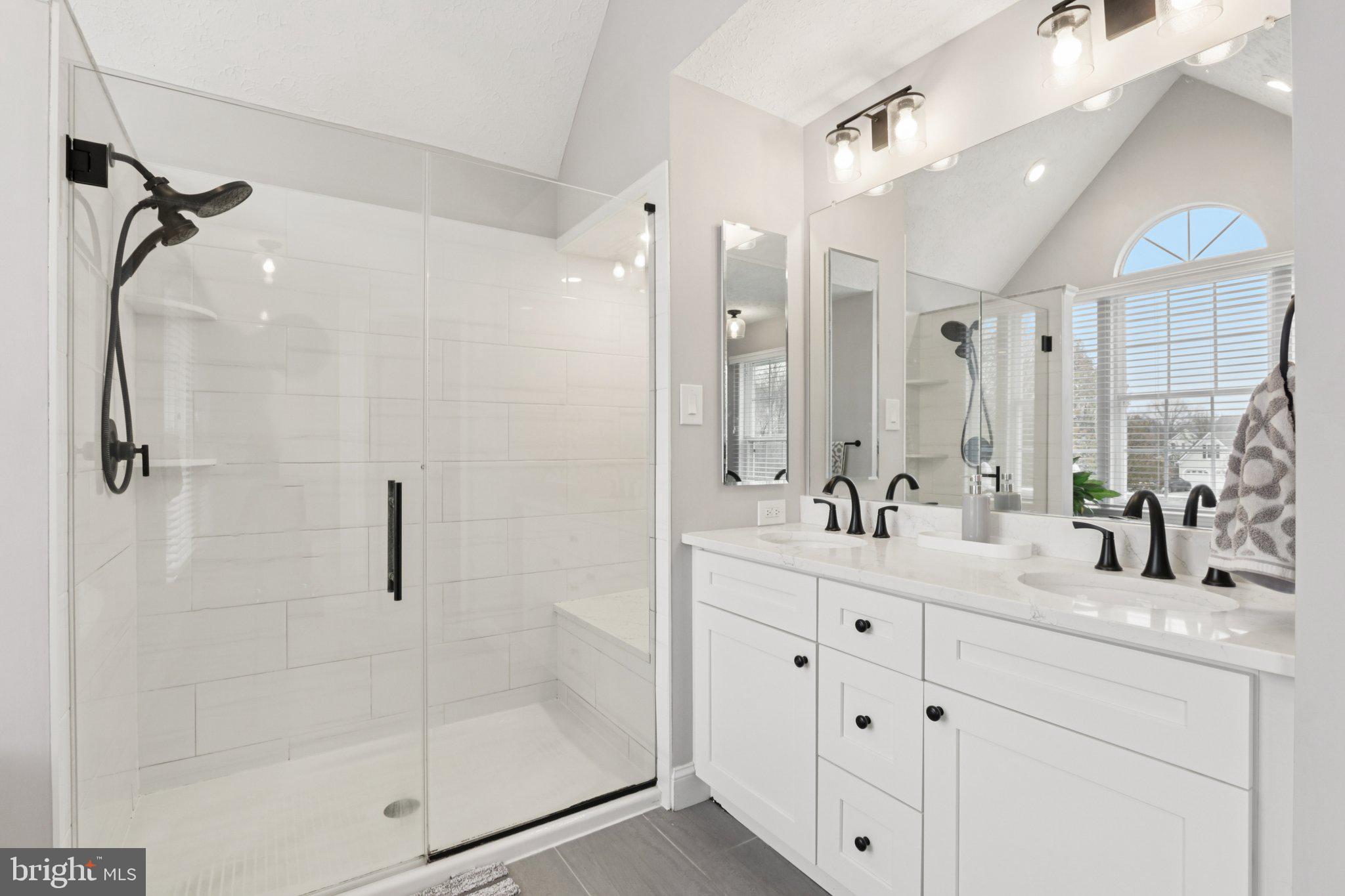 207 CHURCHILL DOWNS COURT