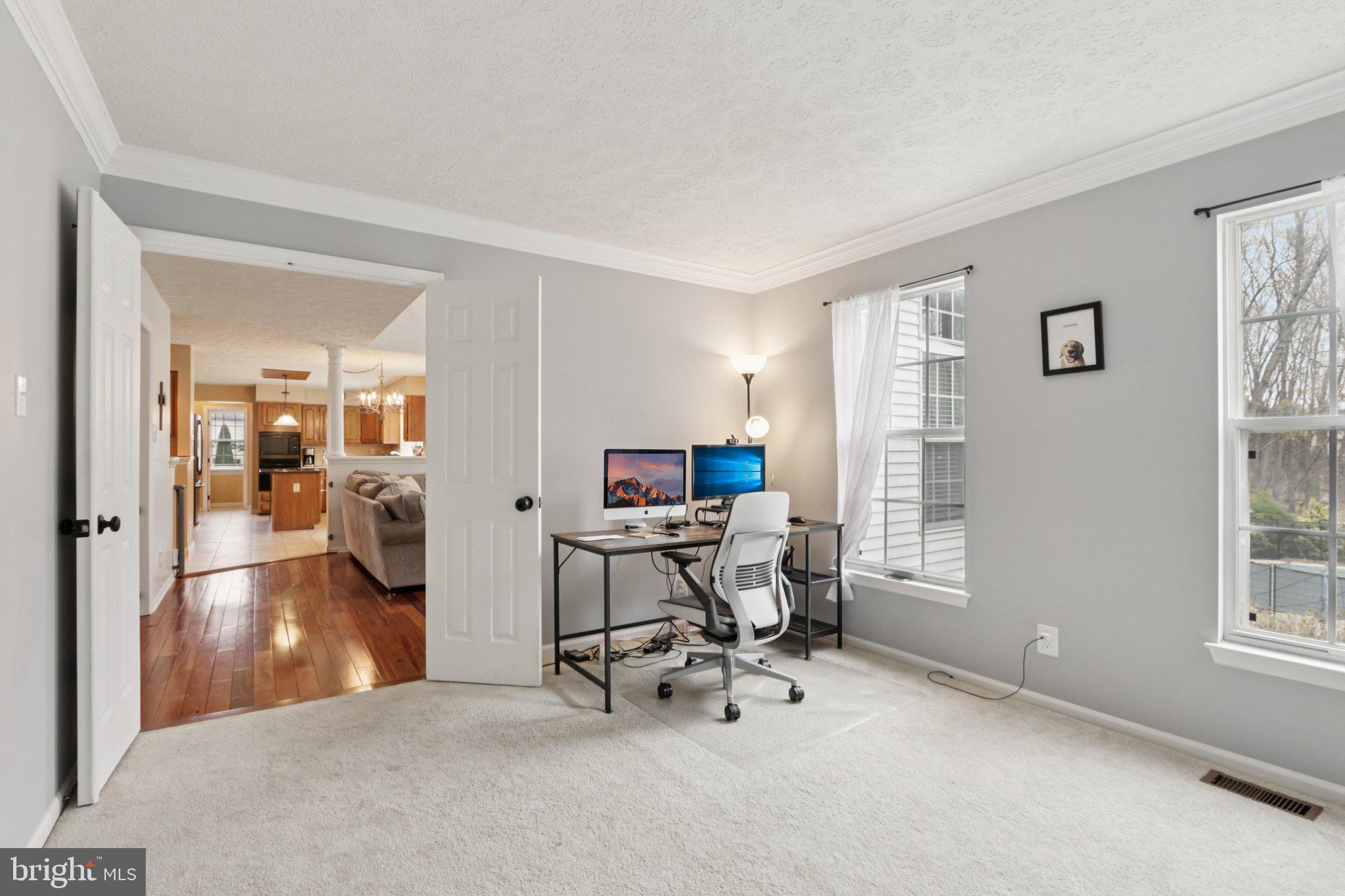 207 CHURCHILL DOWNS COURT