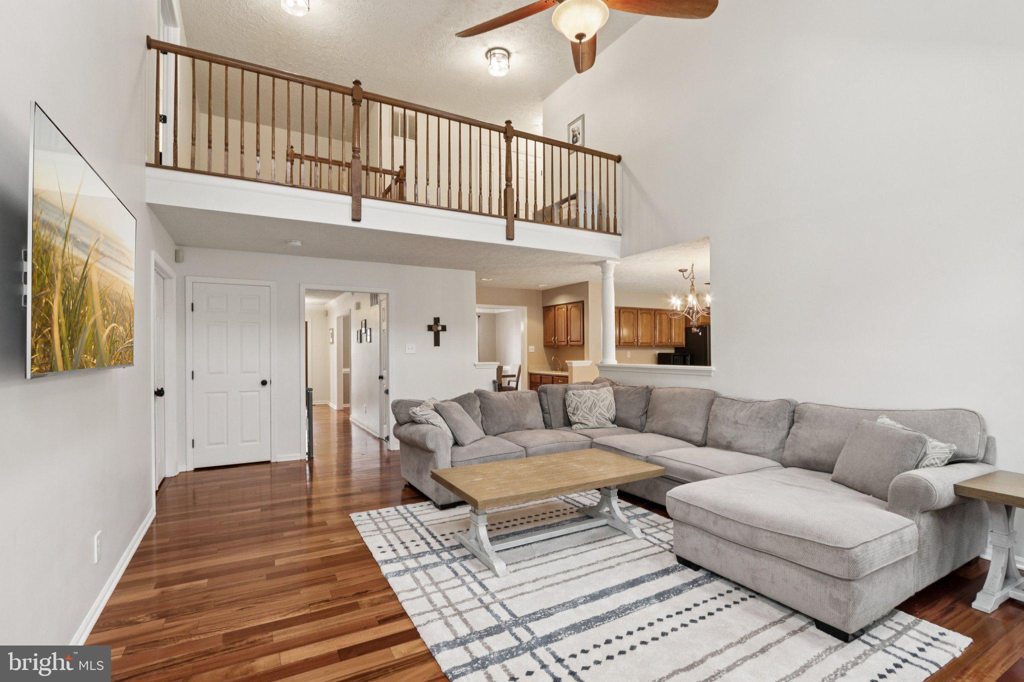 207 CHURCHILL DOWNS COURT