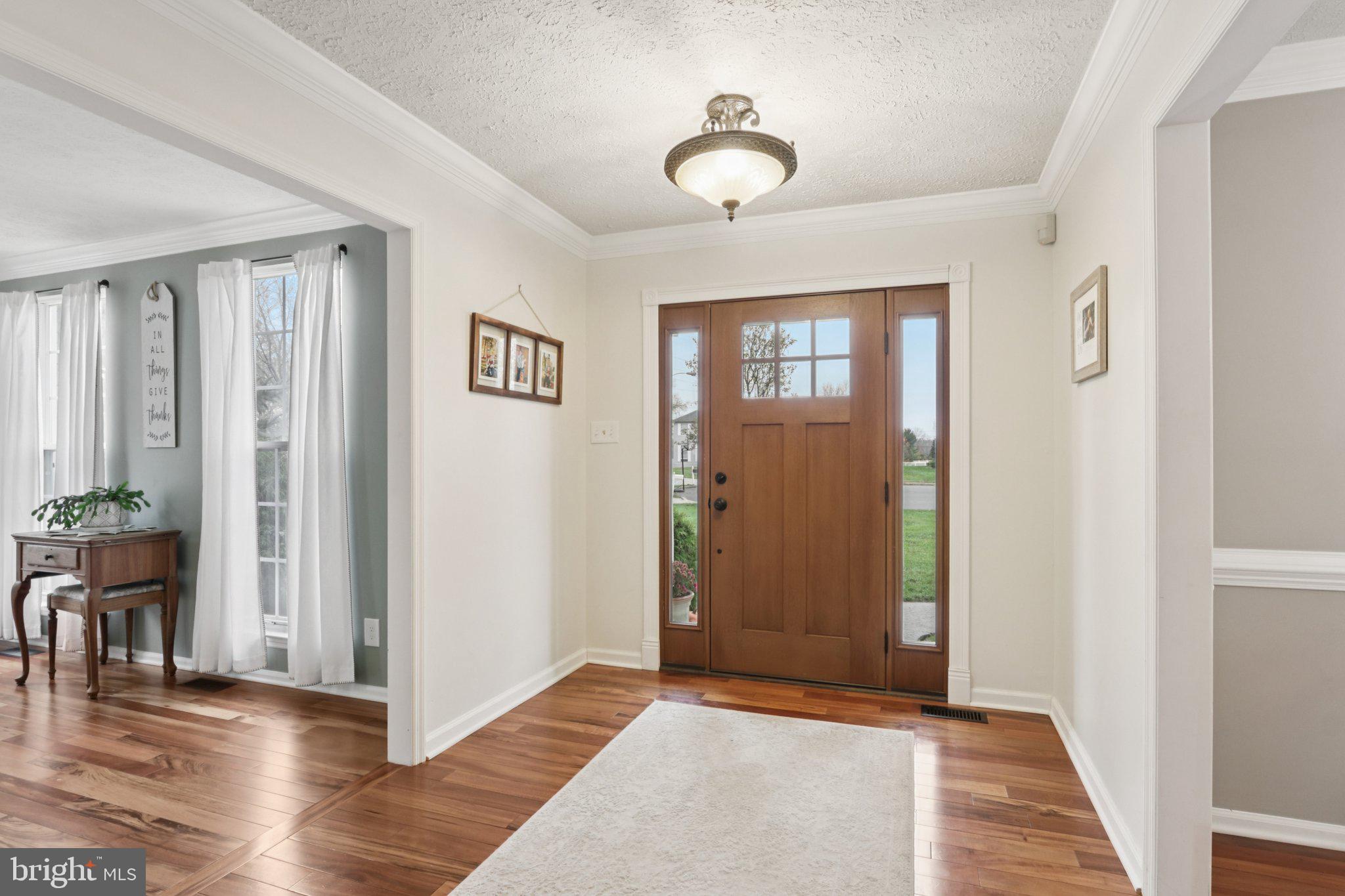 207 CHURCHILL DOWNS COURT