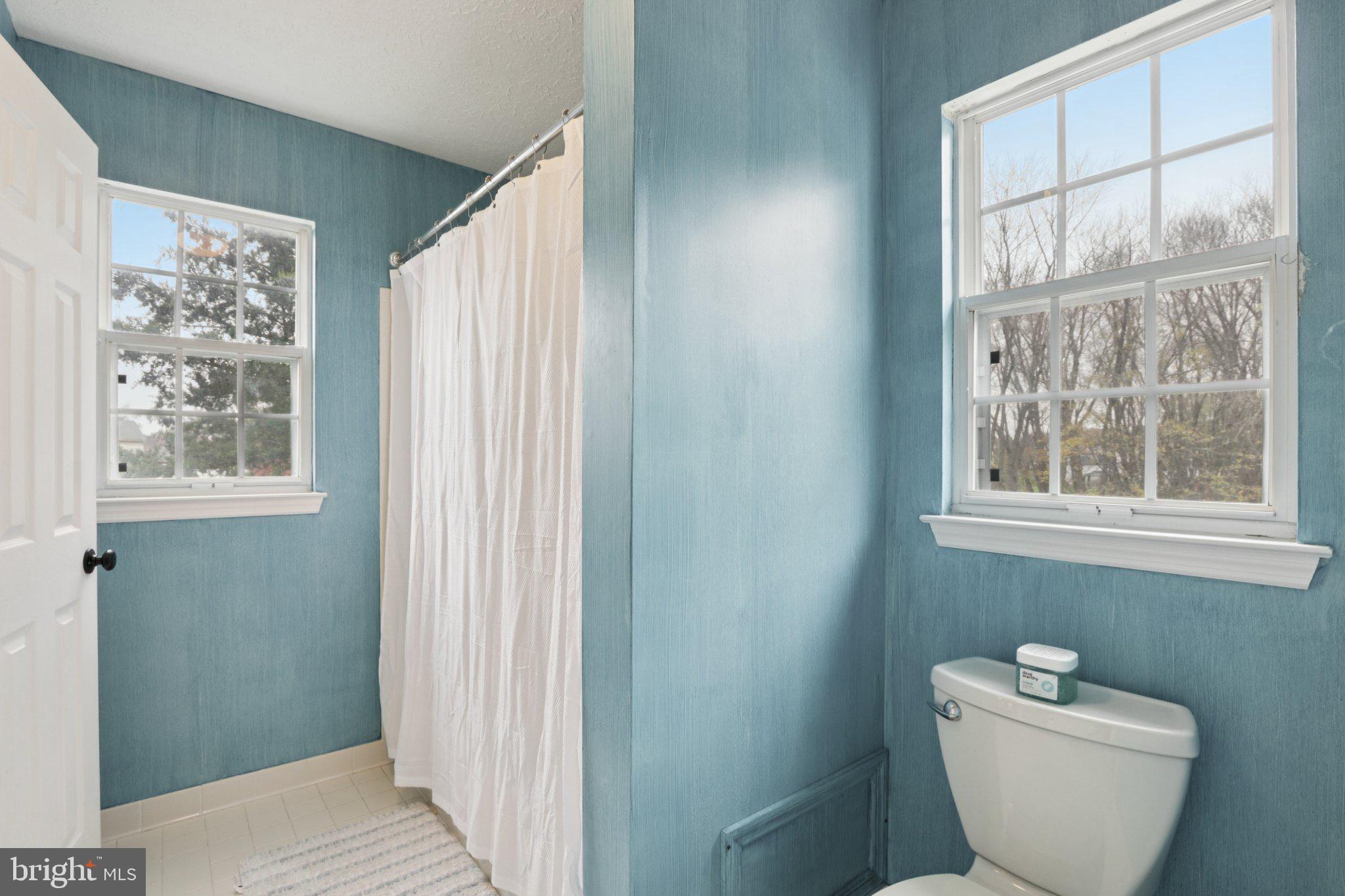 207 CHURCHILL DOWNS COURT