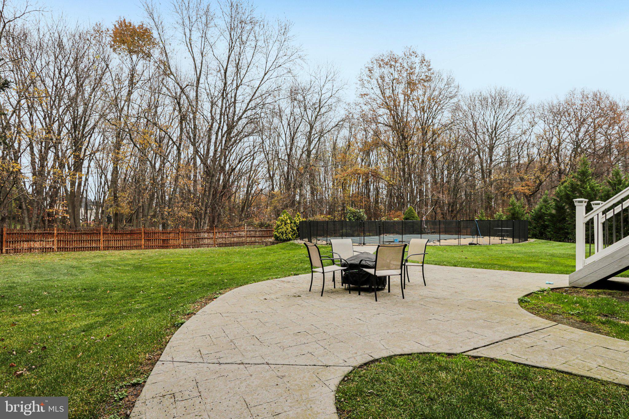 207 CHURCHILL DOWNS COURT