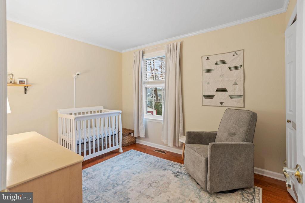 36 WHITECHAPEL DRIVE