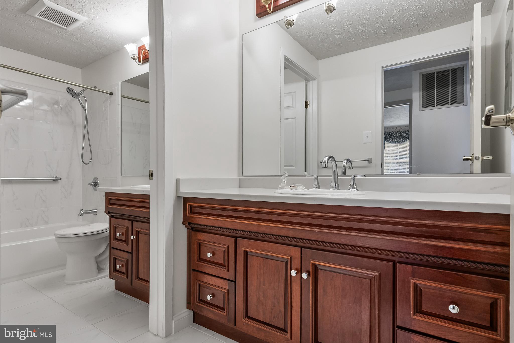 109 WOODTHRUSH TRAIL W