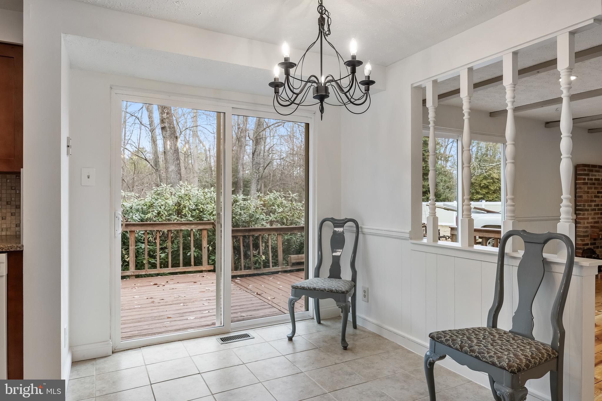 109 WOODTHRUSH TRAIL W