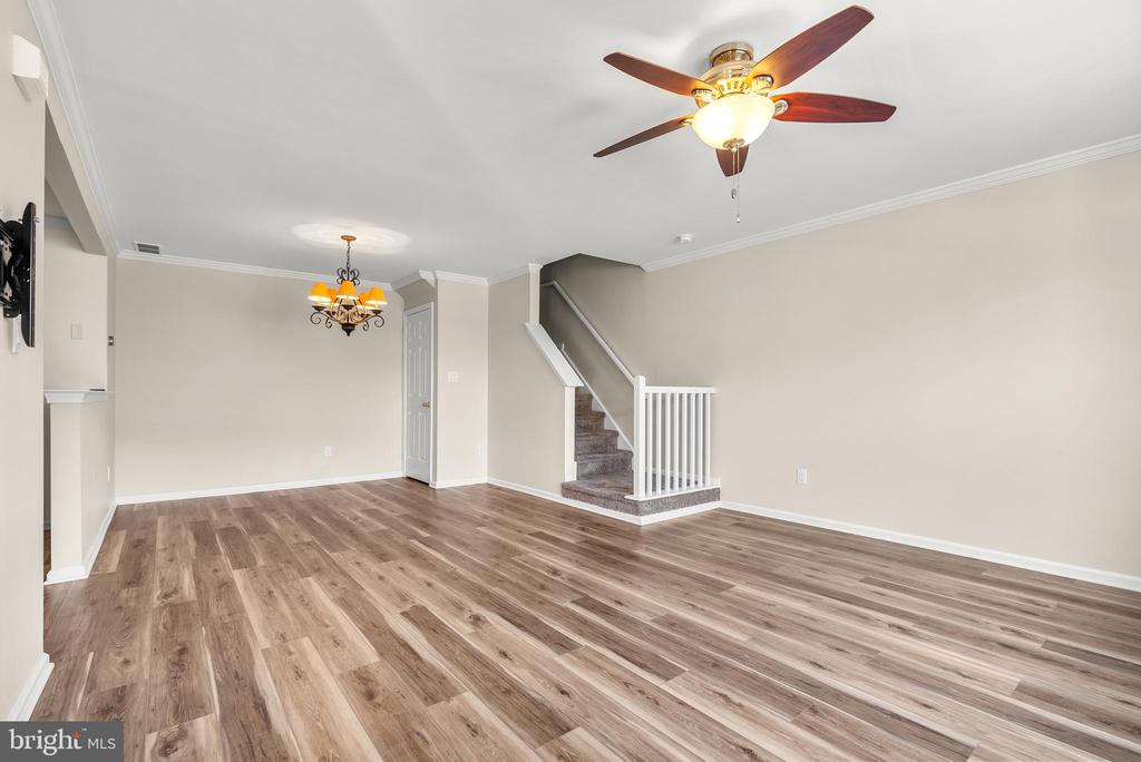 2903 SAXONY DRIVE