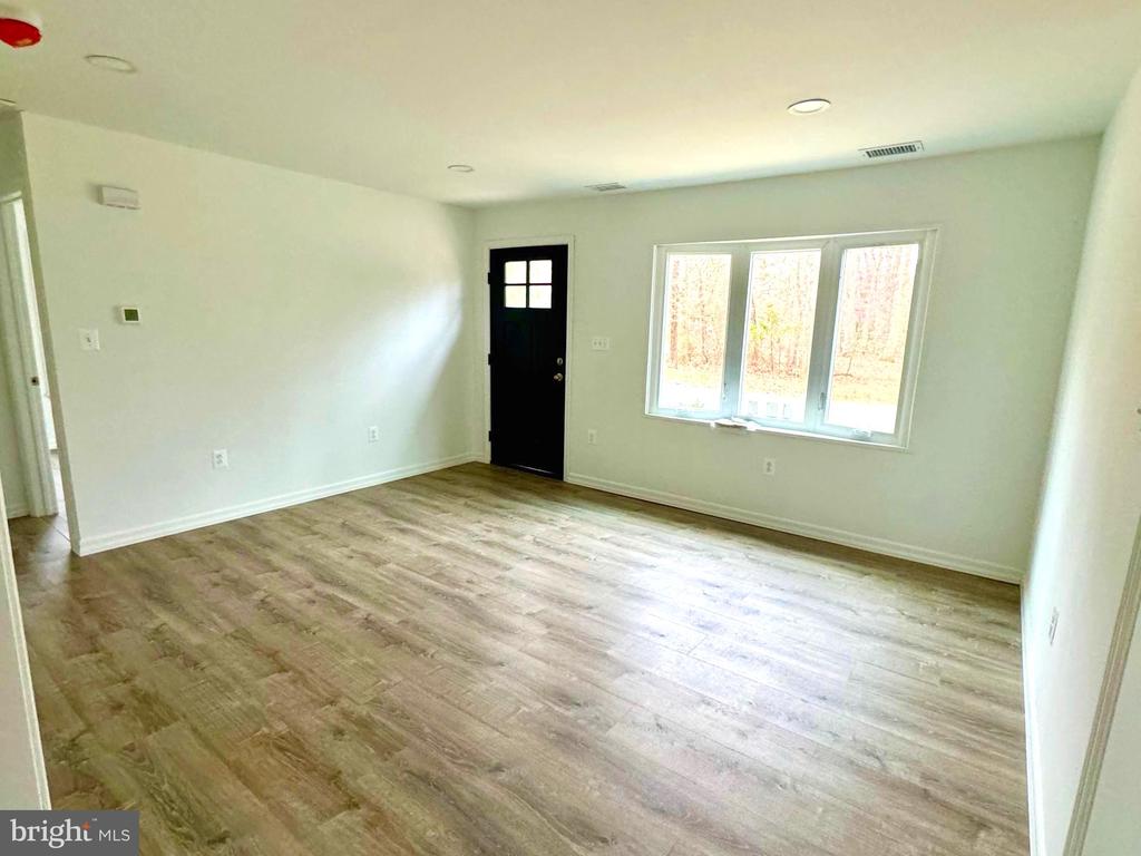 25 CRAMER ROAD