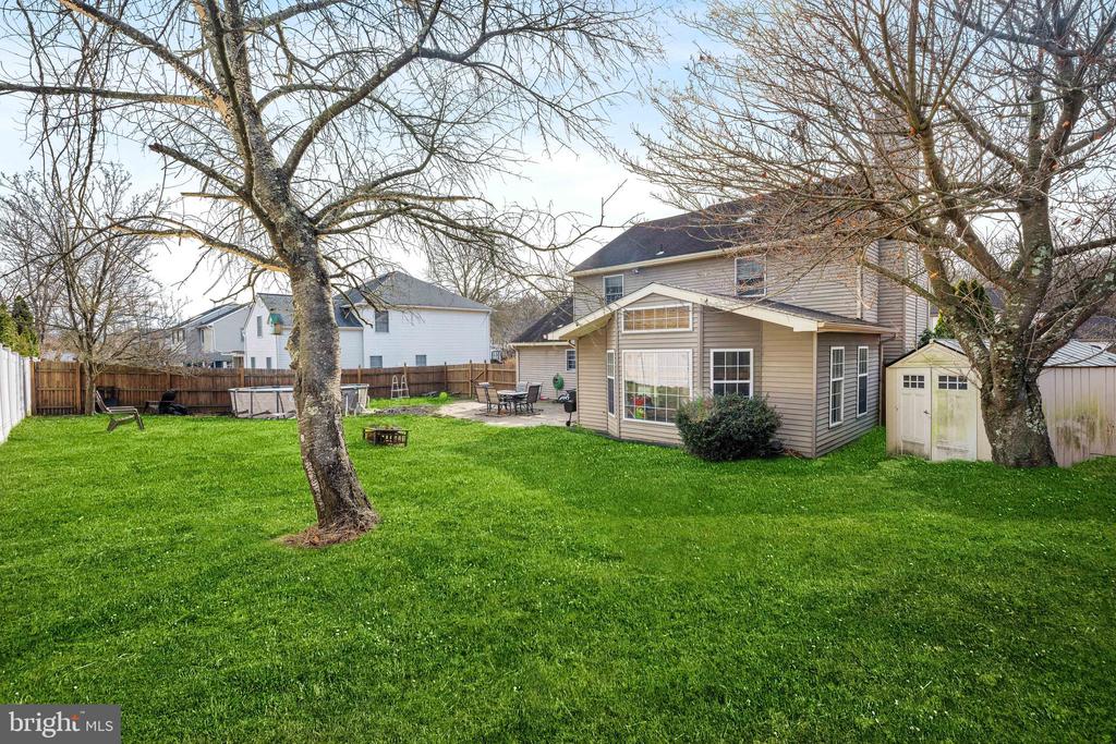 36 KENSINGTON DRIVE