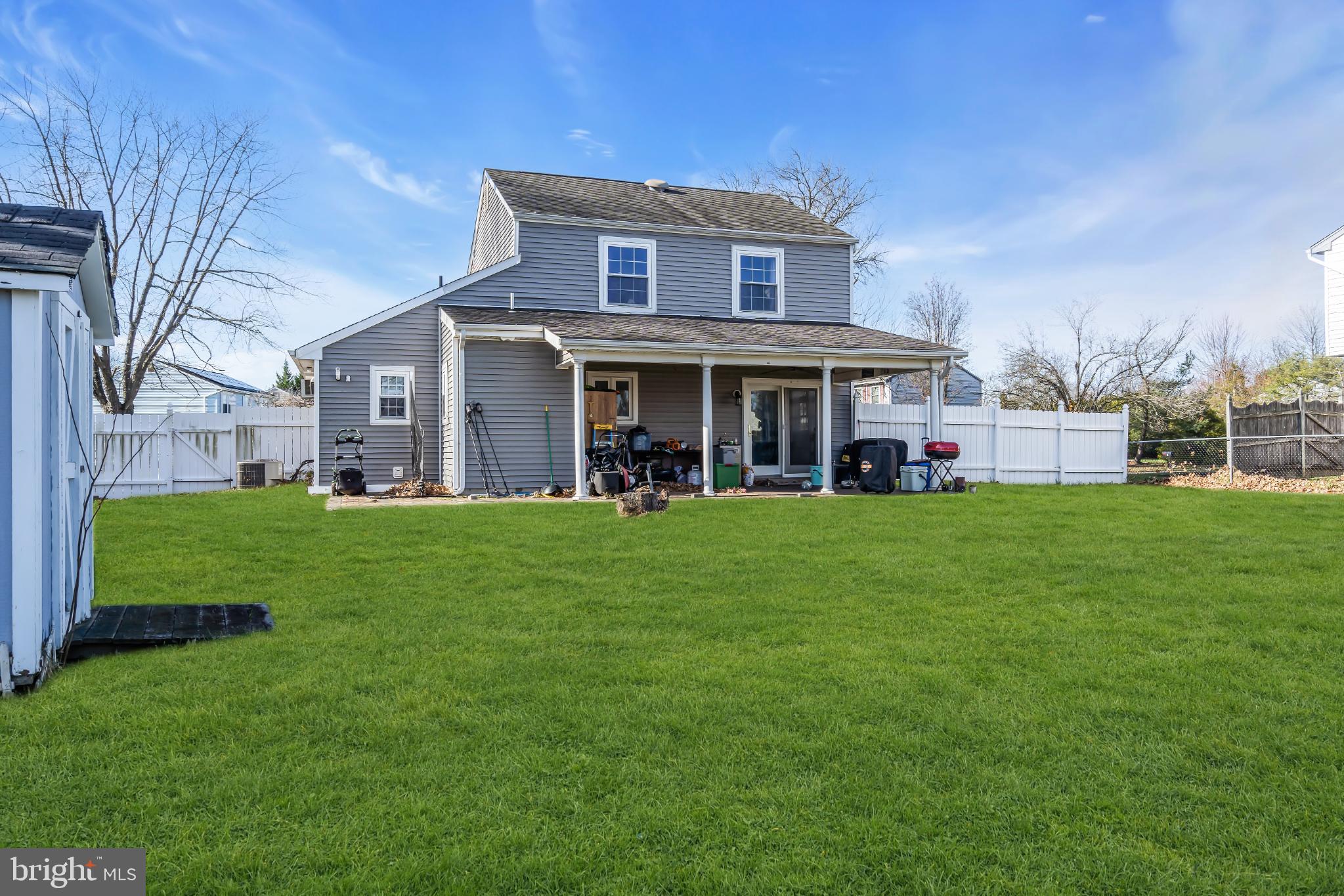 9 HONEY LOCUST LANE