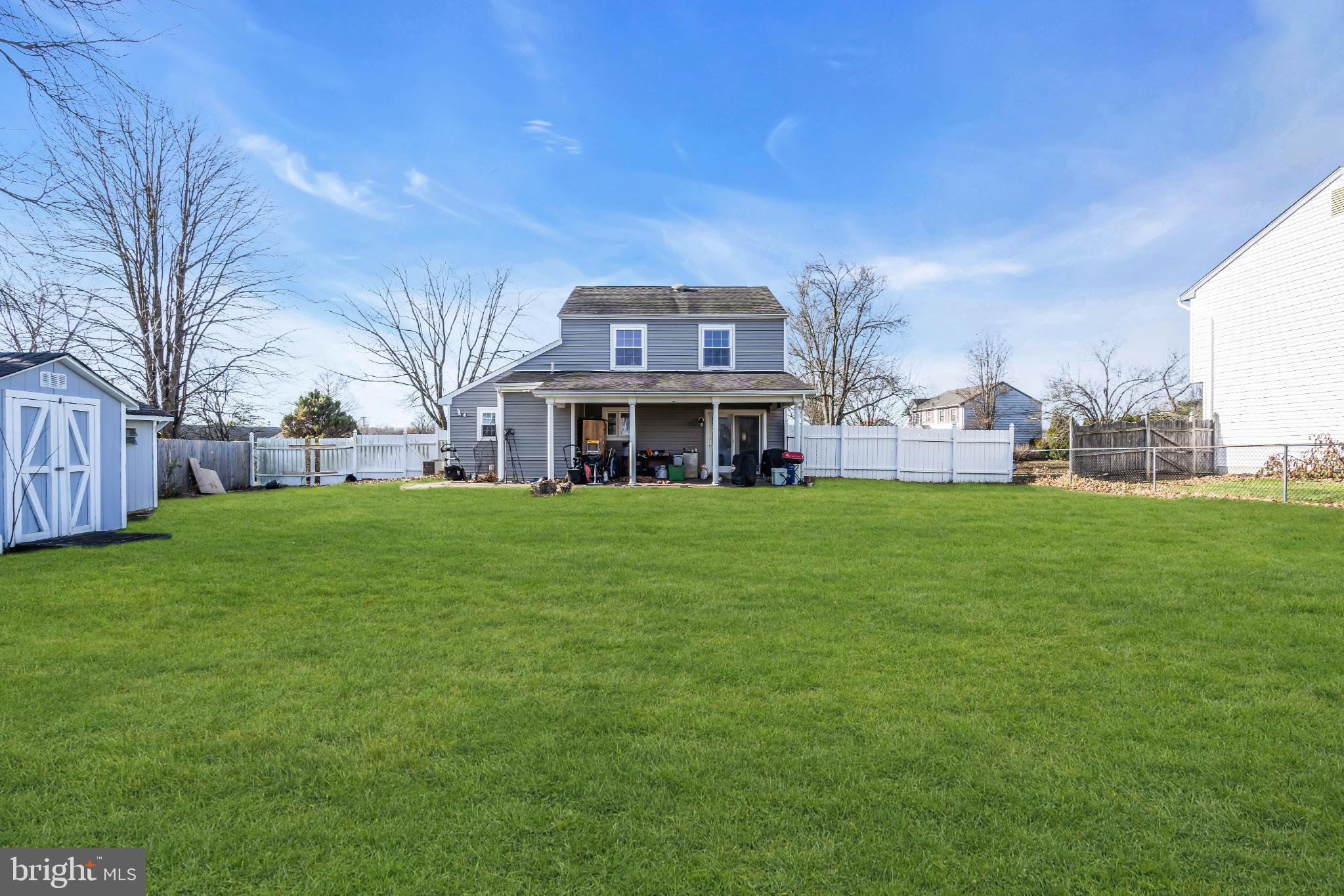 9 HONEY LOCUST LANE