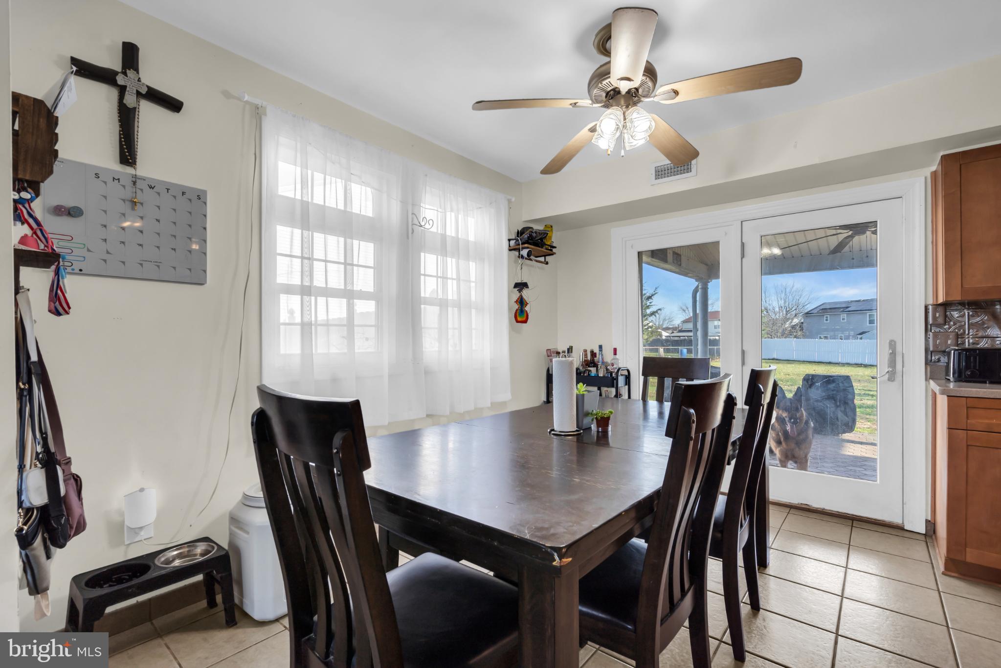 9 HONEY LOCUST LANE