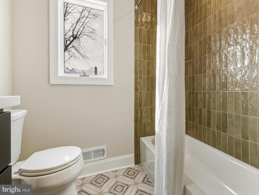 33 ELMGATE ROAD