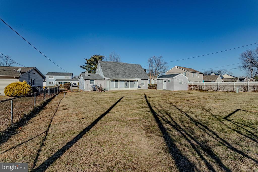 84 MIDDLEBURY LANE
