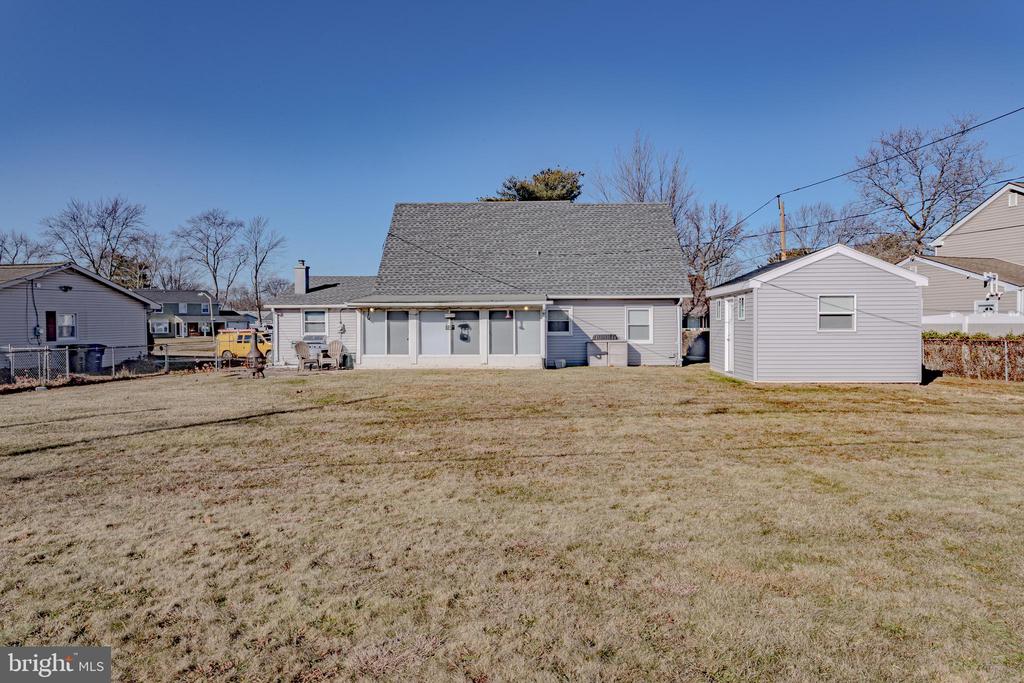 84 MIDDLEBURY LANE