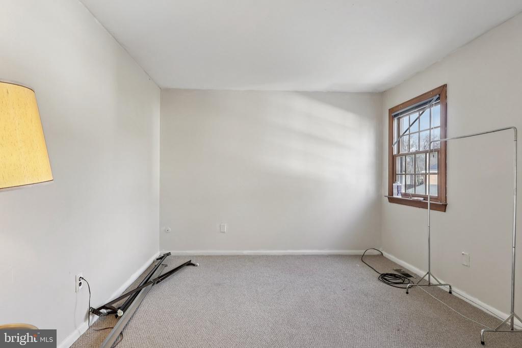 38 LANCELOT LANE