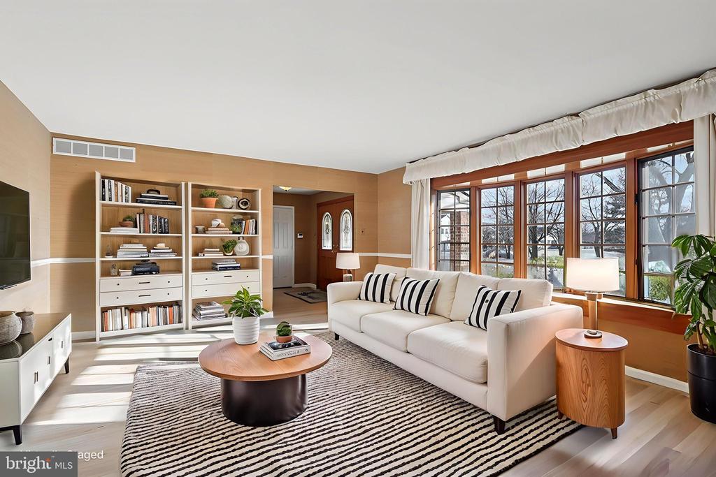 38 LANCELOT LANE