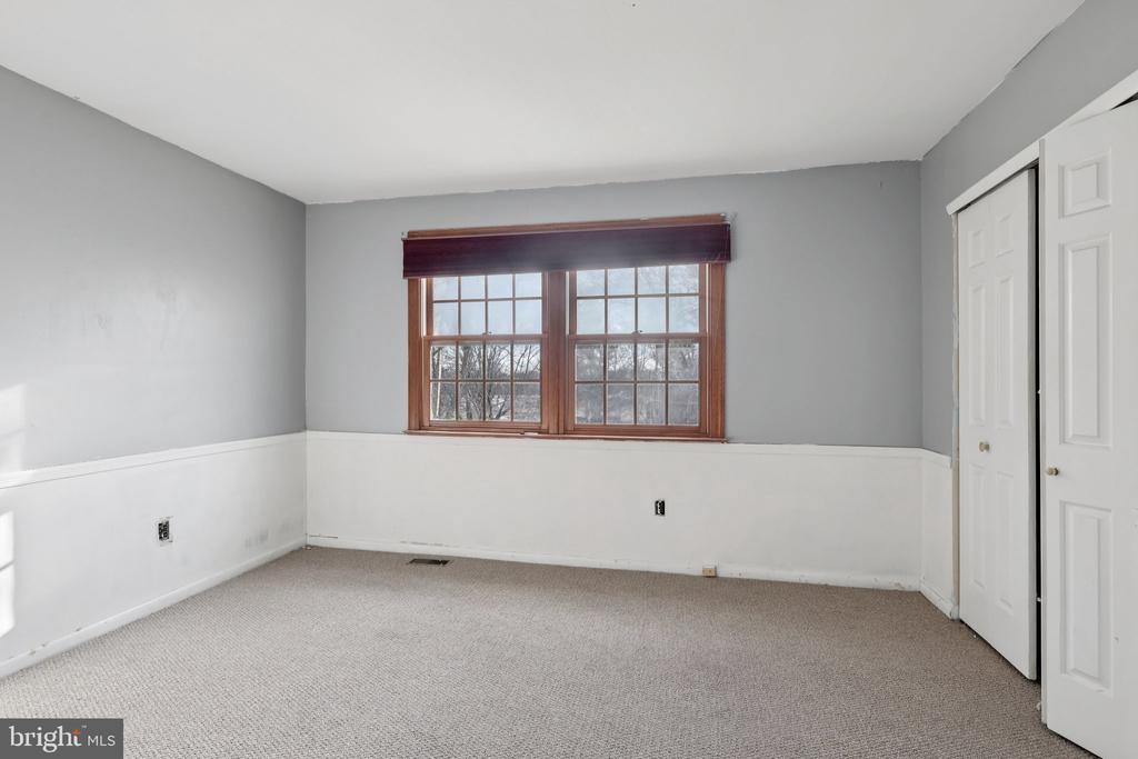 38 LANCELOT LANE