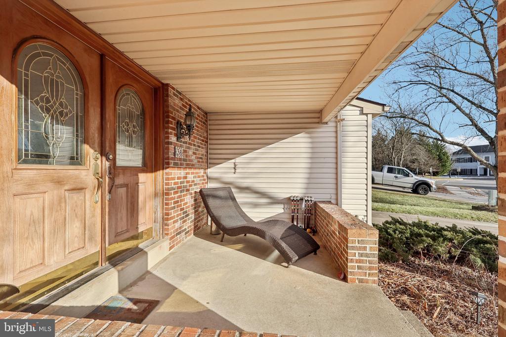 38 LANCELOT LANE
