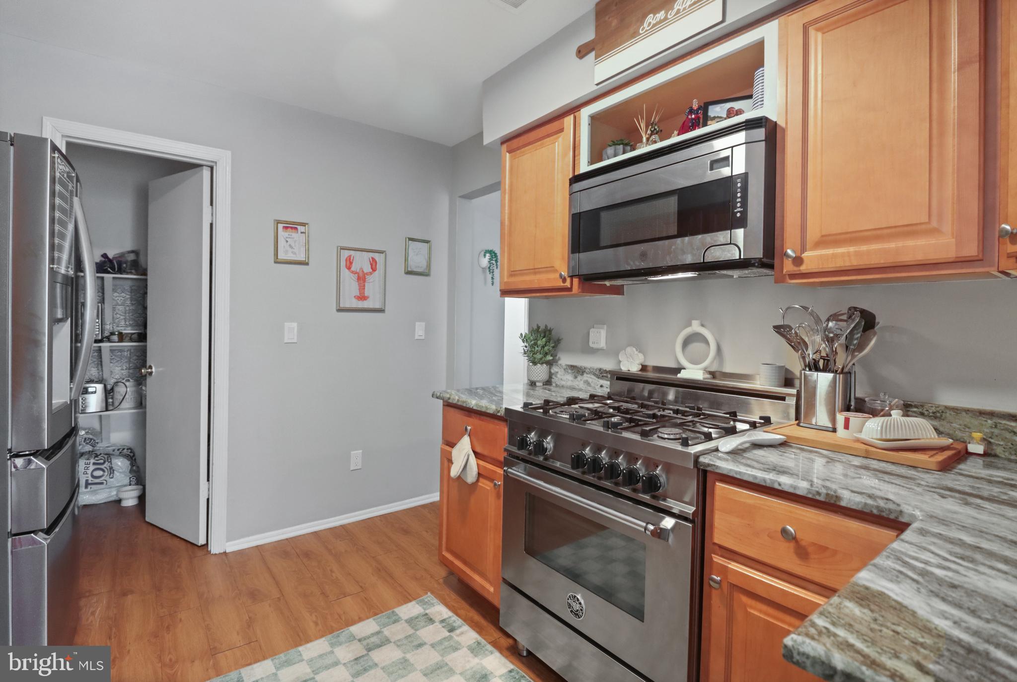 8 BAYLEAF DRIVE