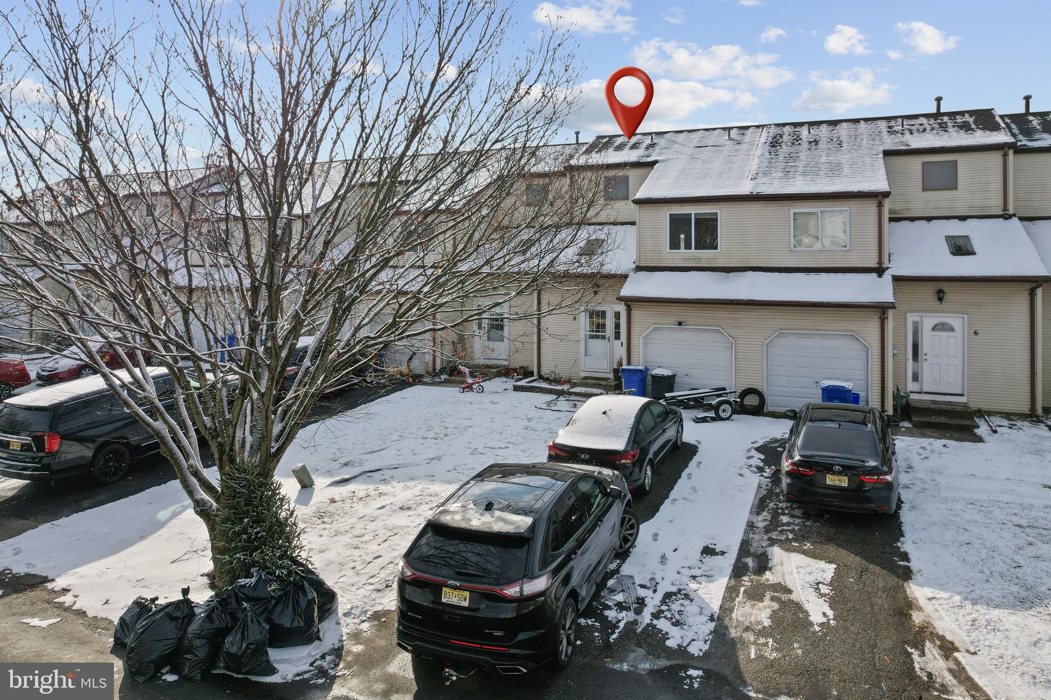 8 BAYLEAF DRIVE