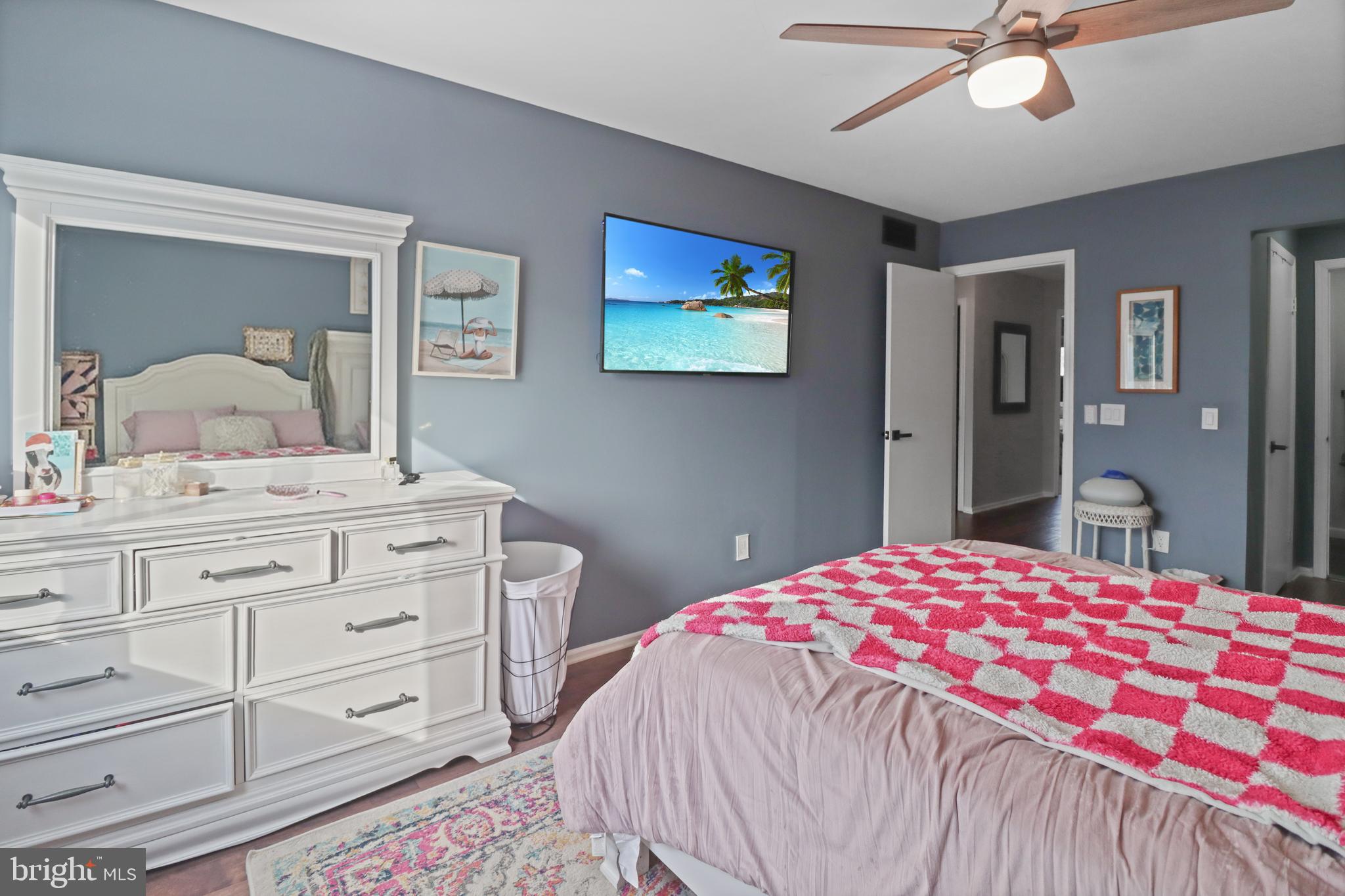 8 BAYLEAF DRIVE