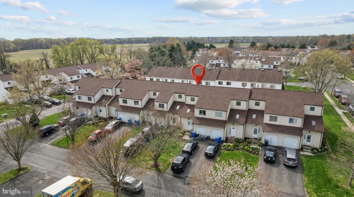 8 BAYLEAF DRIVE