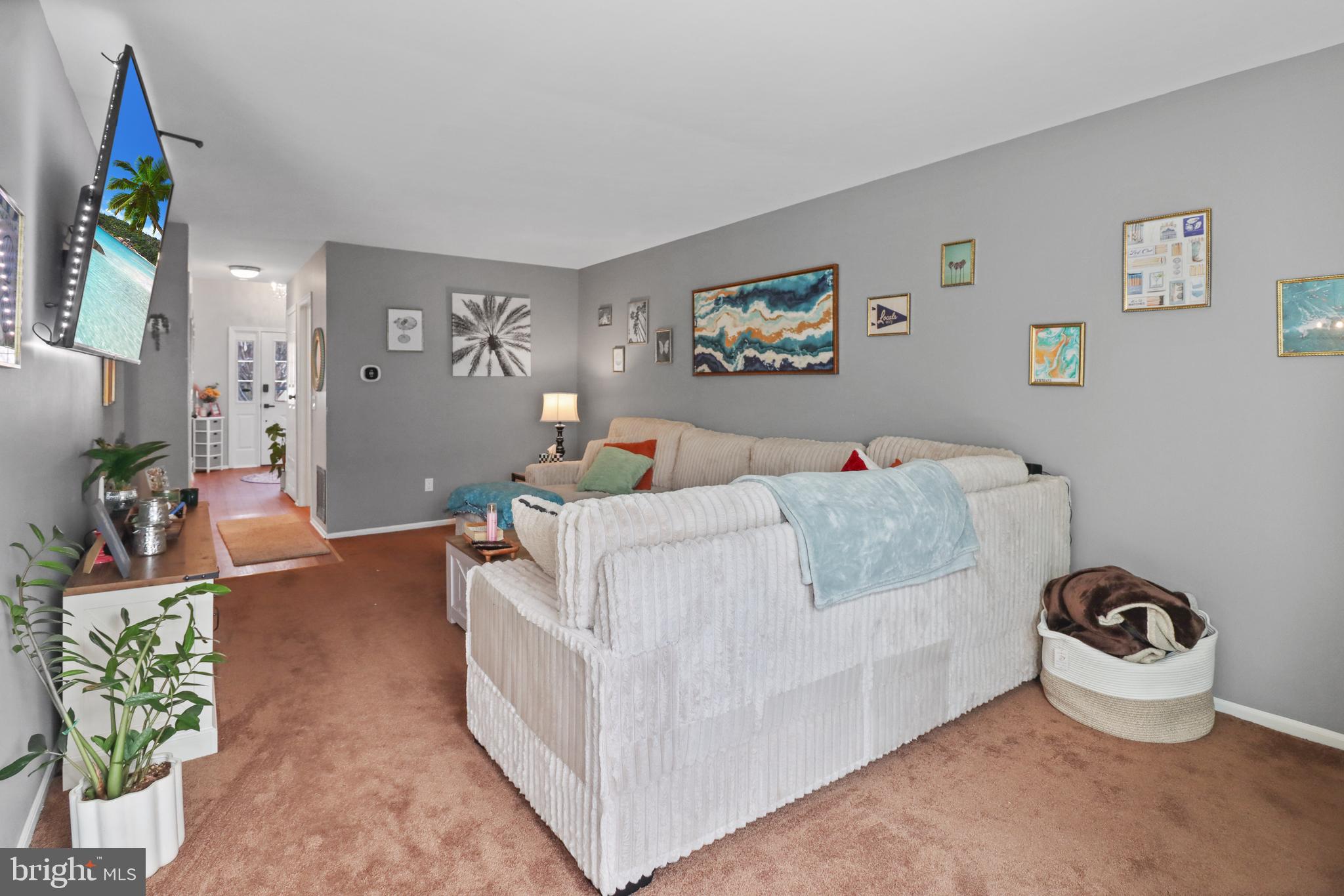 8 BAYLEAF DRIVE