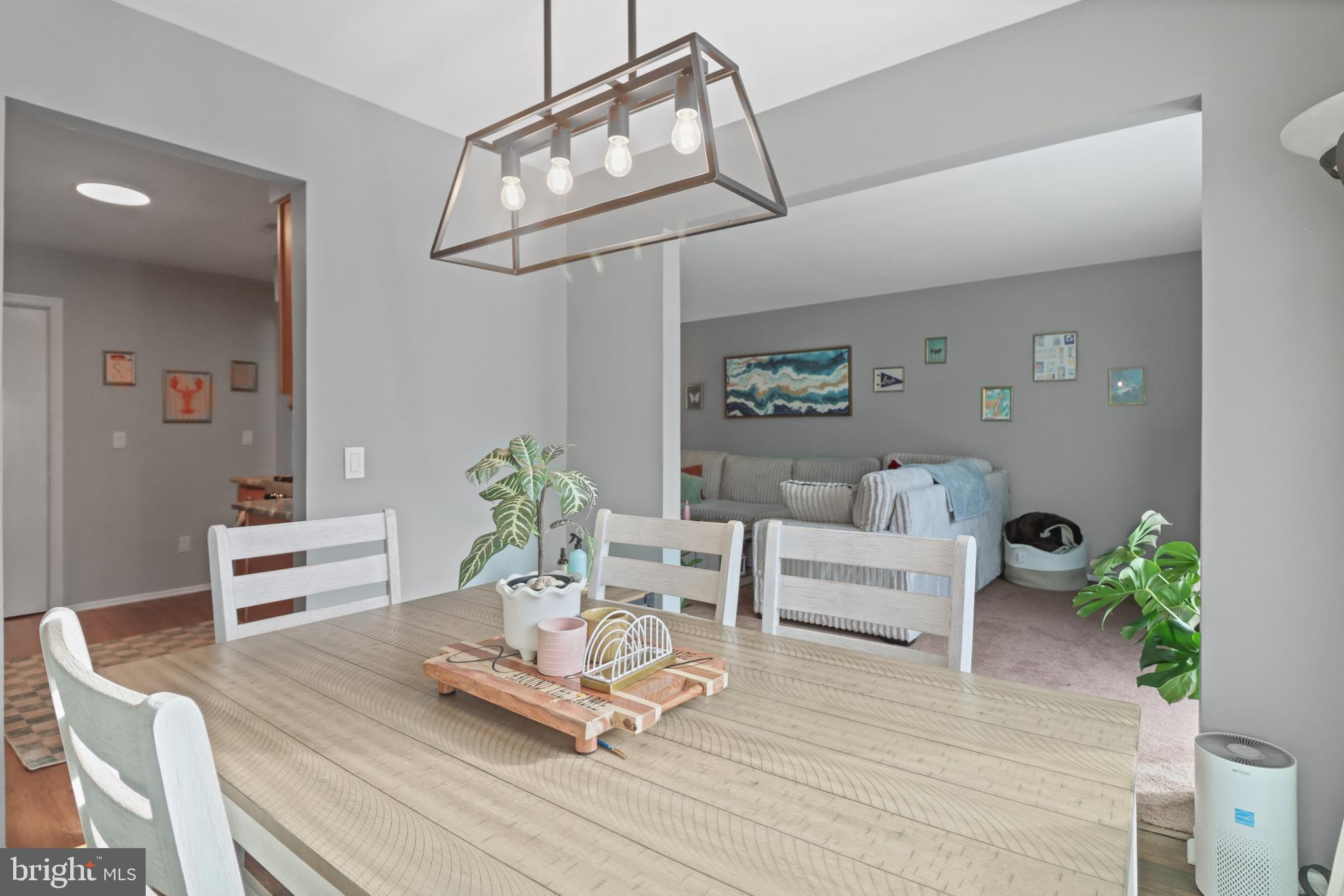 8 BAYLEAF DRIVE