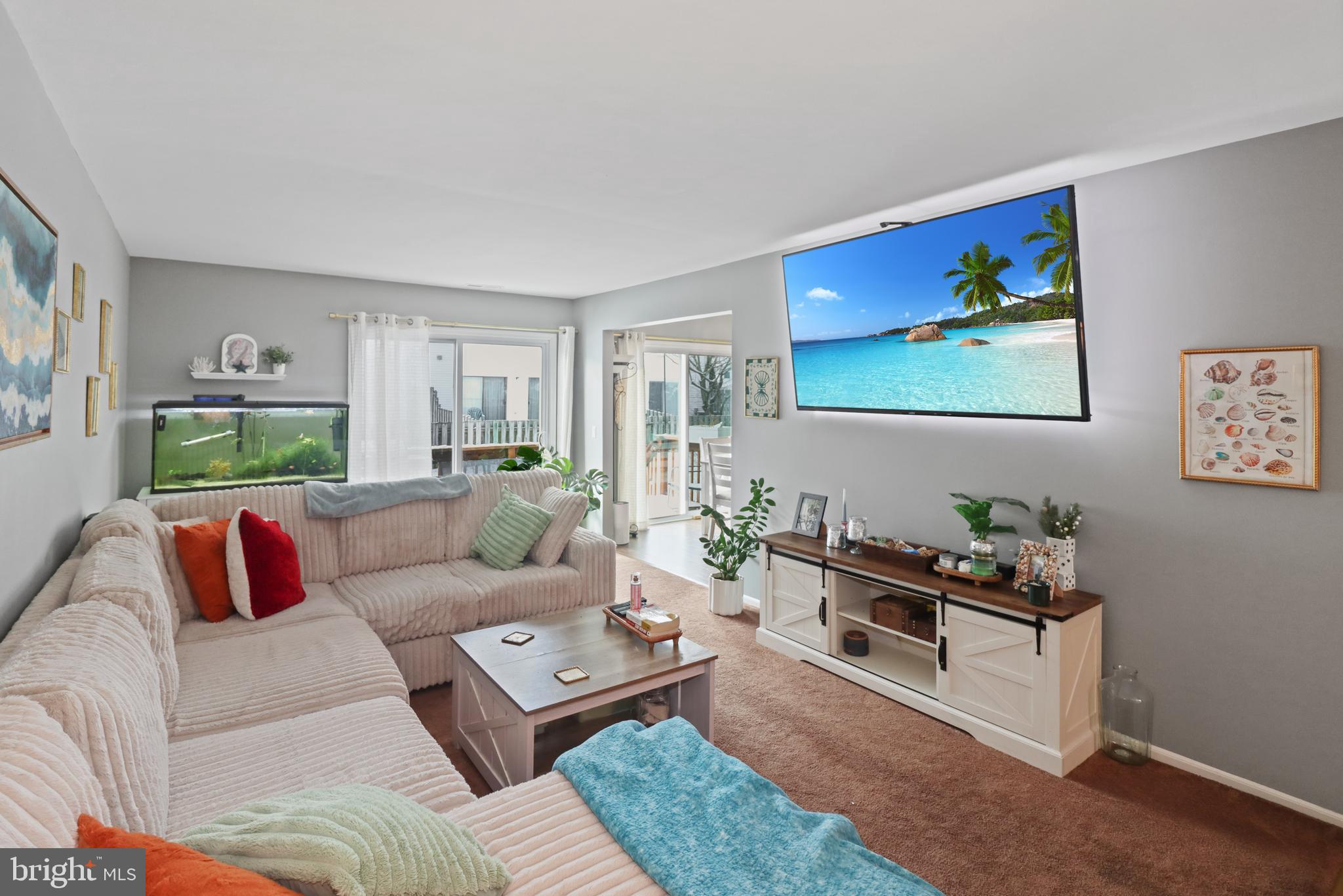 8 BAYLEAF DRIVE