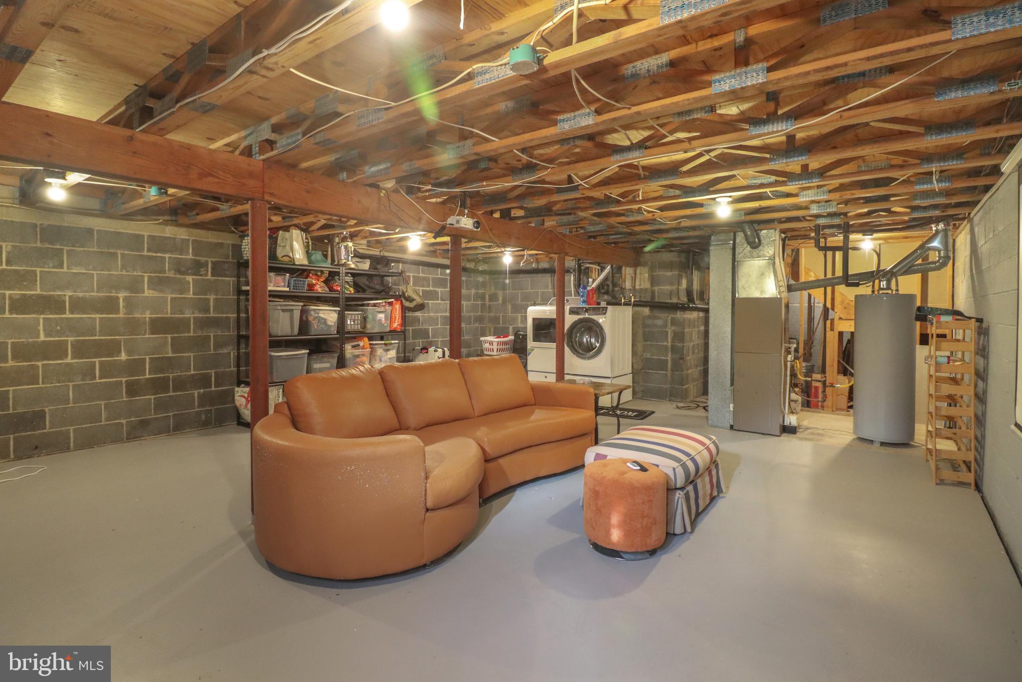 8 BAYLEAF DRIVE