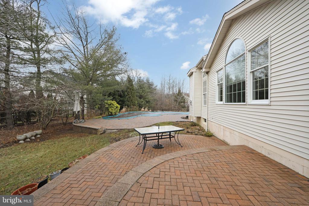 15 RICHLAND DRIVE