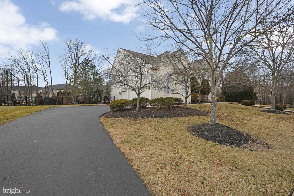 15 RICHLAND DRIVE