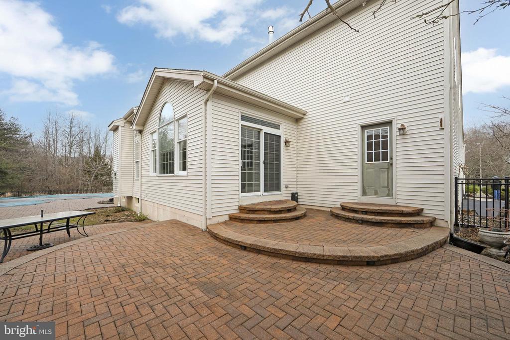 15 RICHLAND DRIVE