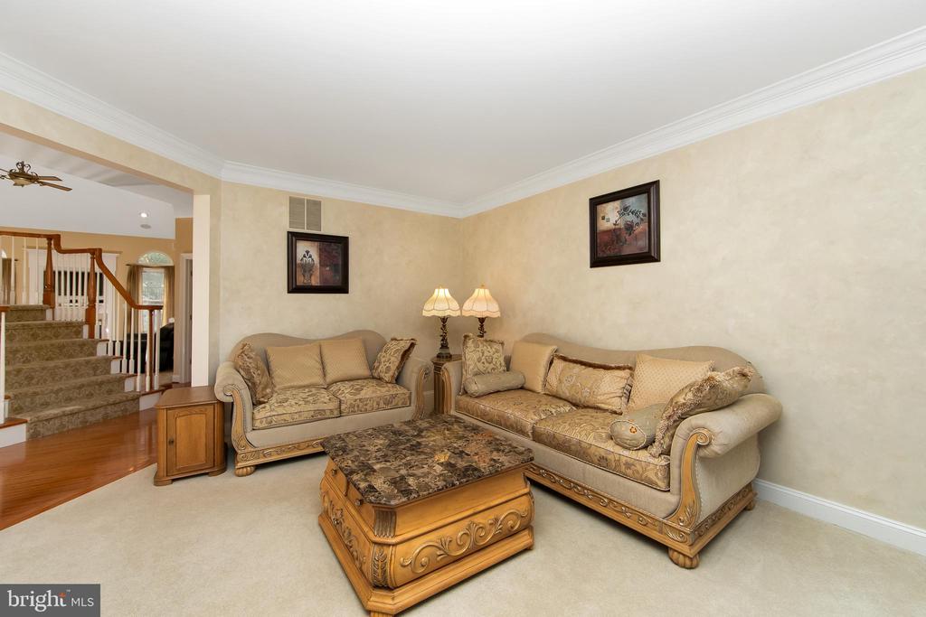 15 RICHLAND DRIVE
