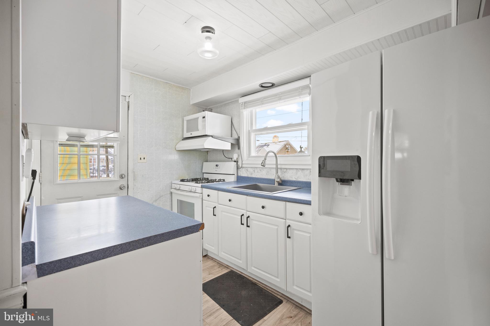 431 INDEPENDENCE DRIVE