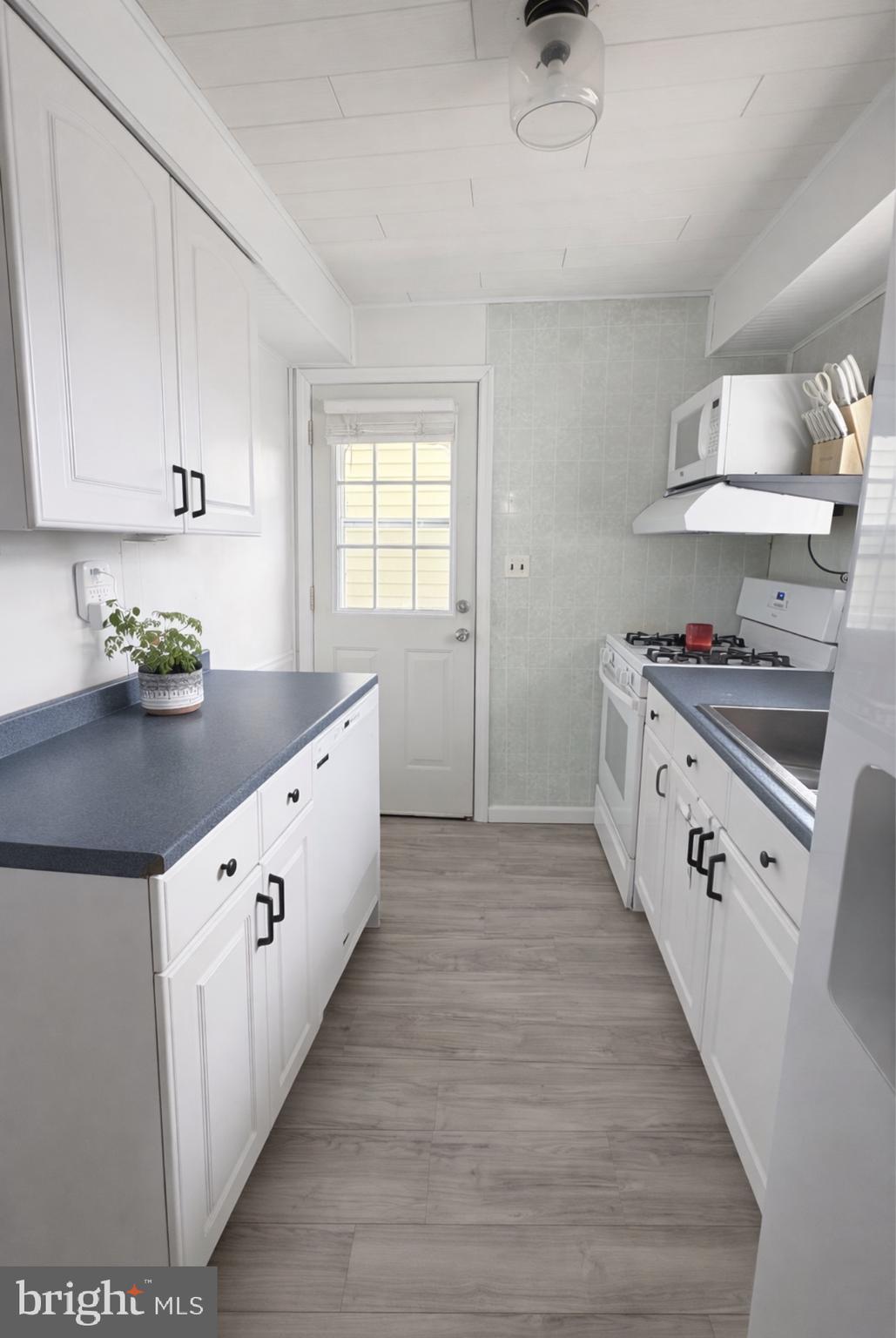 431 INDEPENDENCE DRIVE