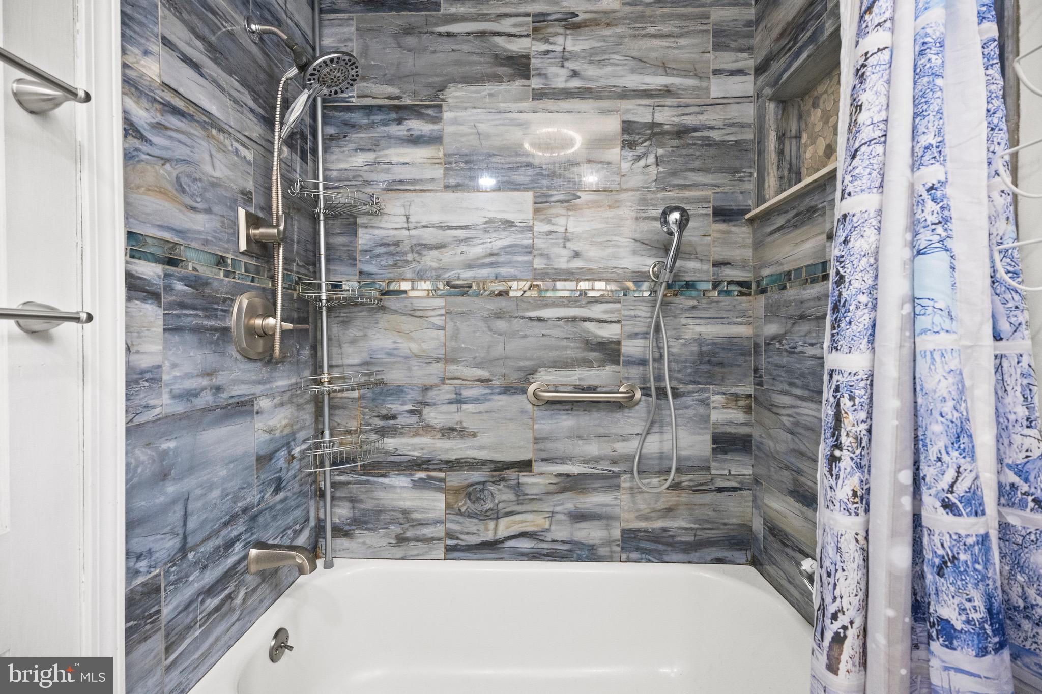 431 INDEPENDENCE DRIVE