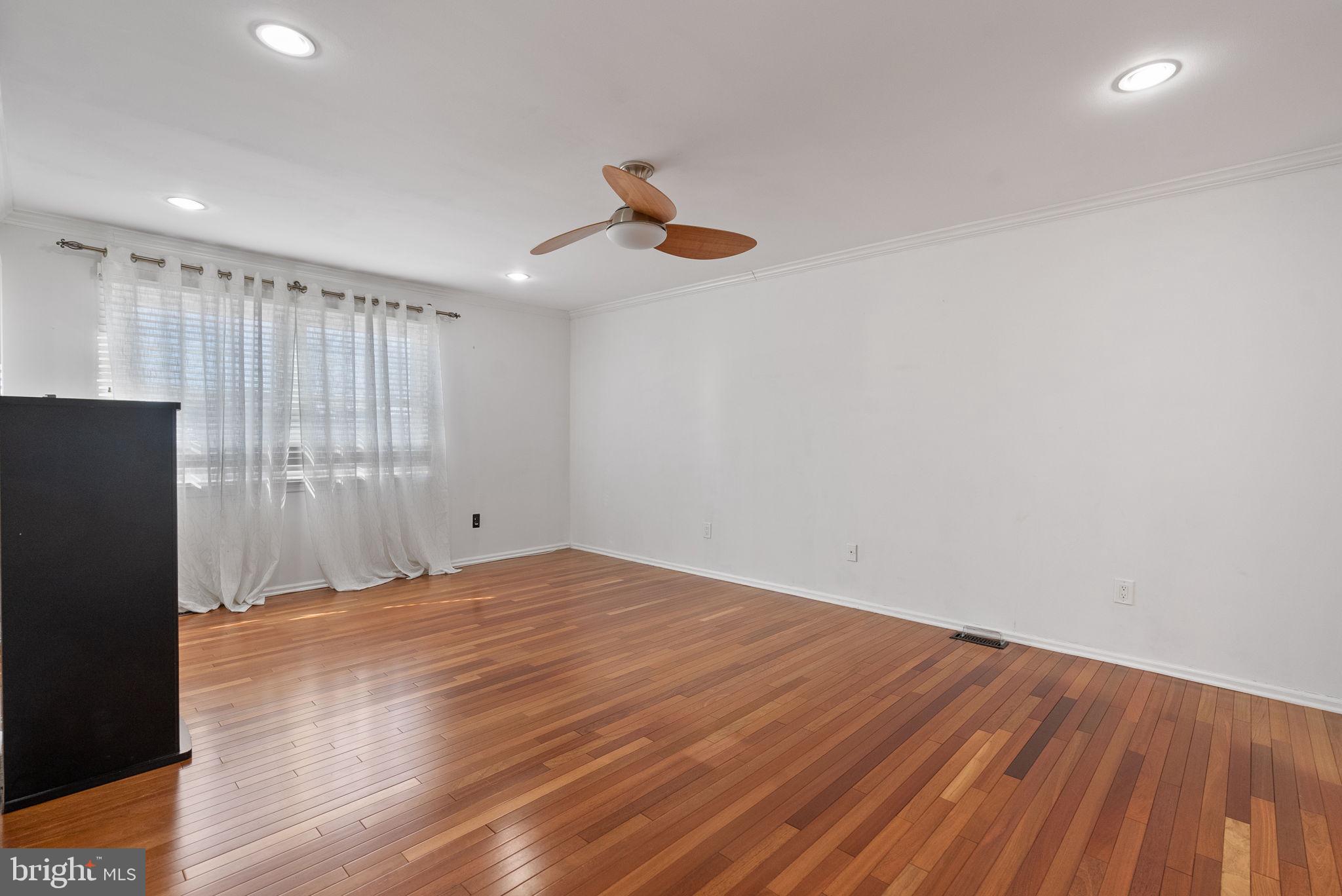 160 COUNTRY FARMS ROAD